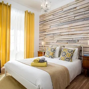 frei-fortunato-sunny-apartment.hotels-lisbon-portugal.com/